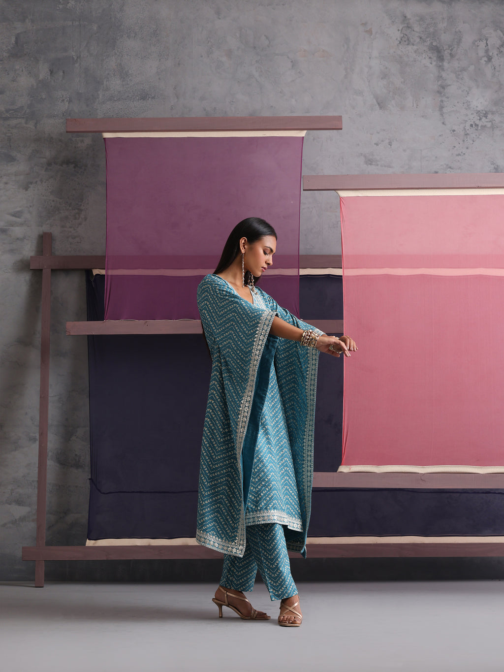 Khushal K Women Ethnic Motifs Printed Kaftan set