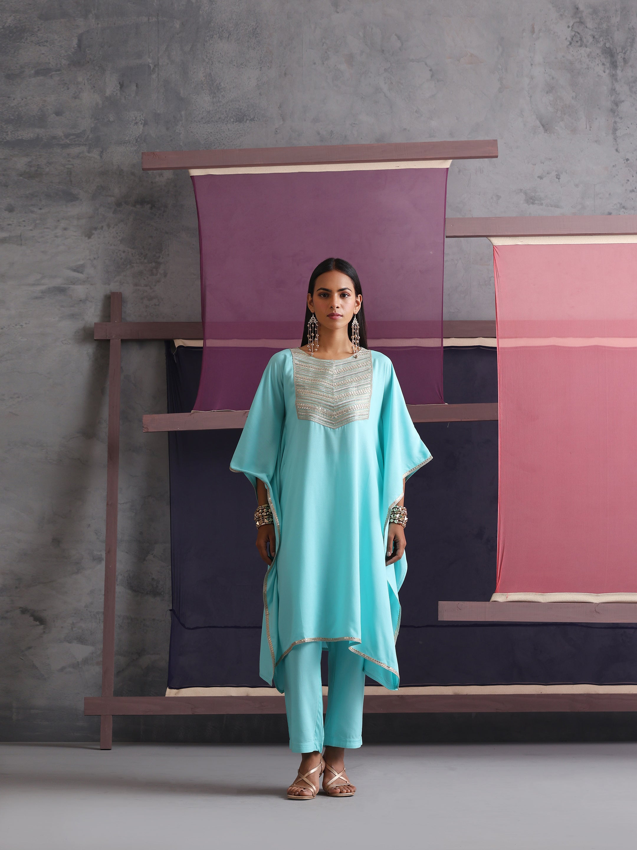 Khushal K Women Motifs Yoke Round Nack Design Kaftan set