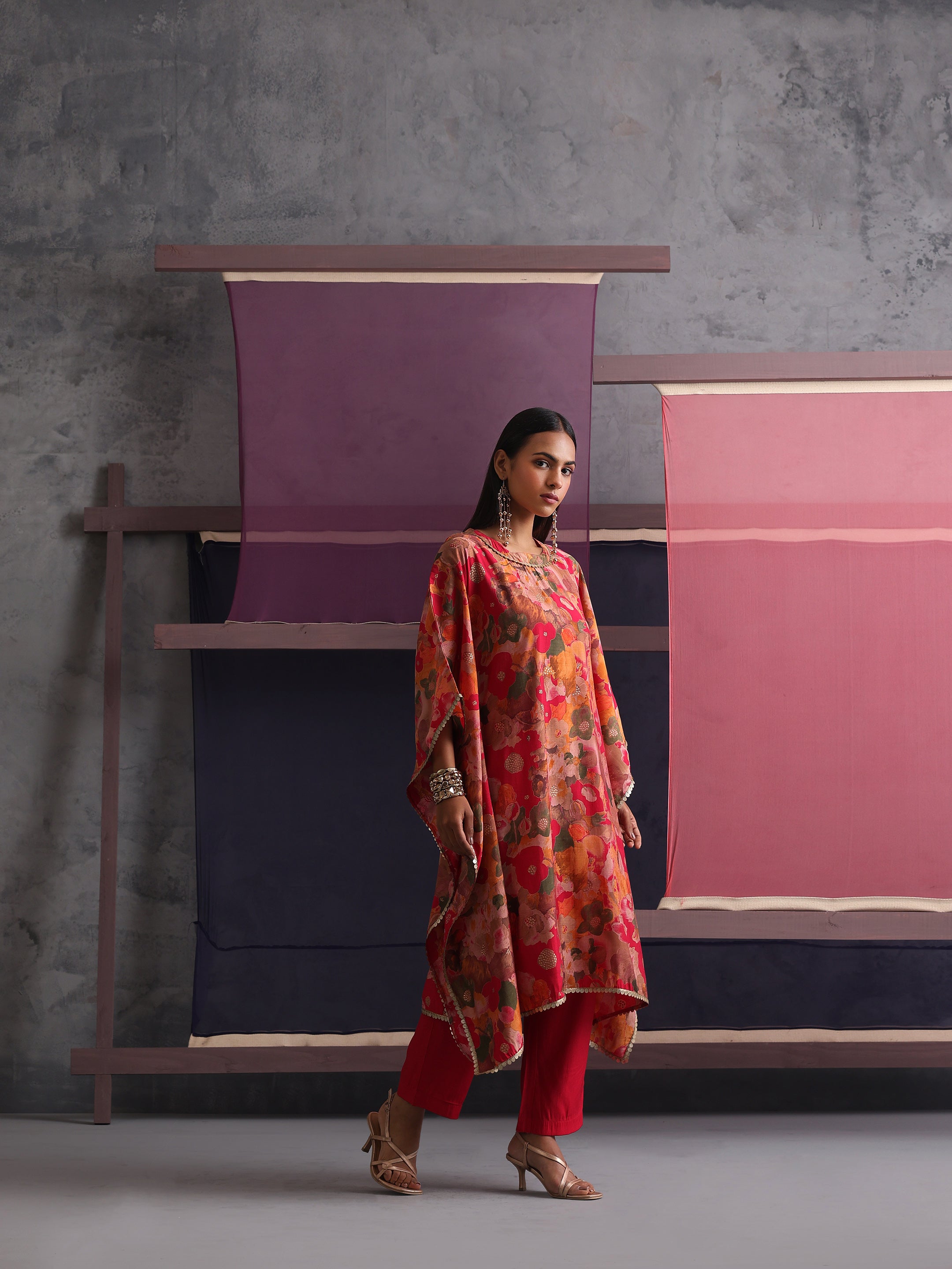 Khushal K Women Round Neck Prined Chanderi Kaftan set