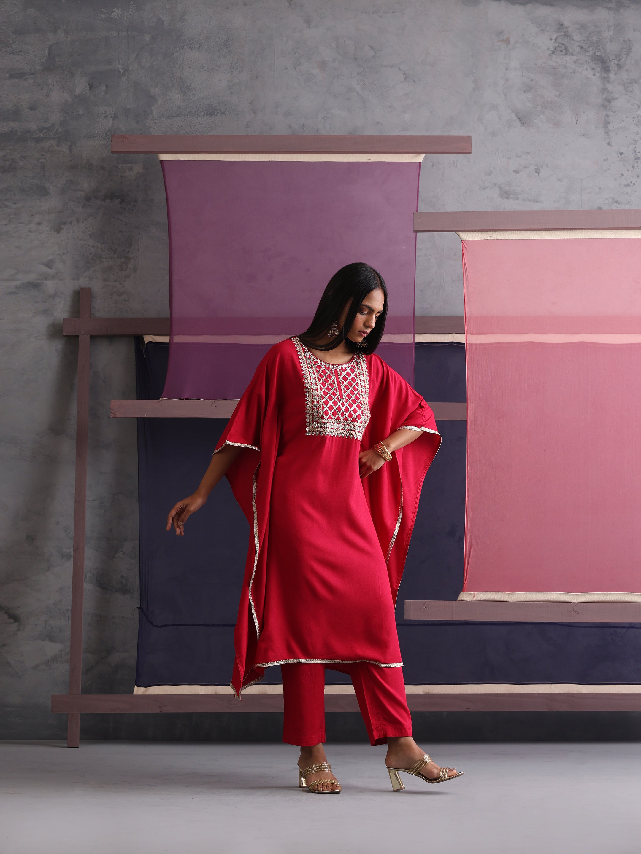 Khushal K Women Motifs Embroidered Pink Kaftan set