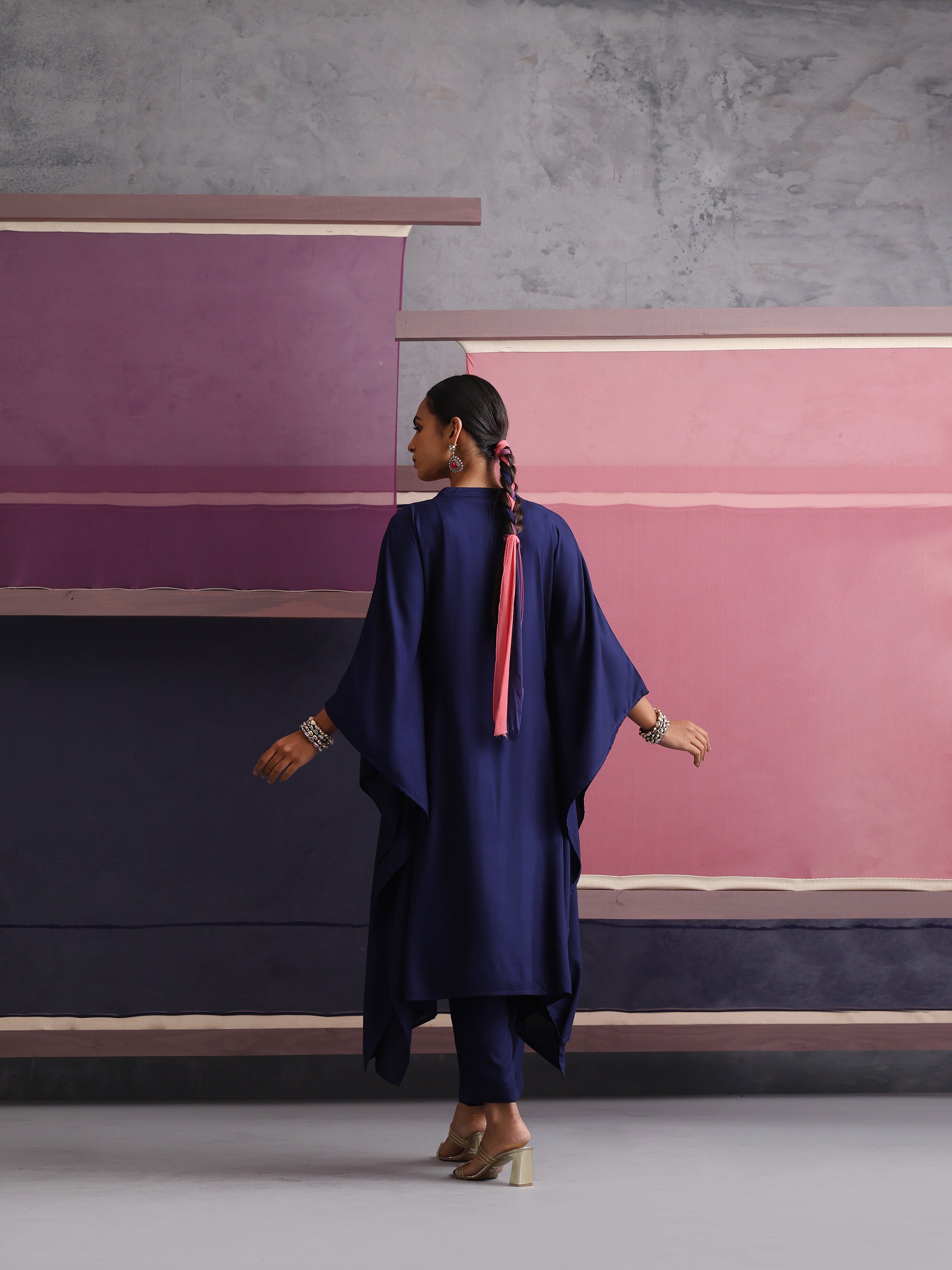 Khushal K Women Mandarin collar Blue Kaftan set