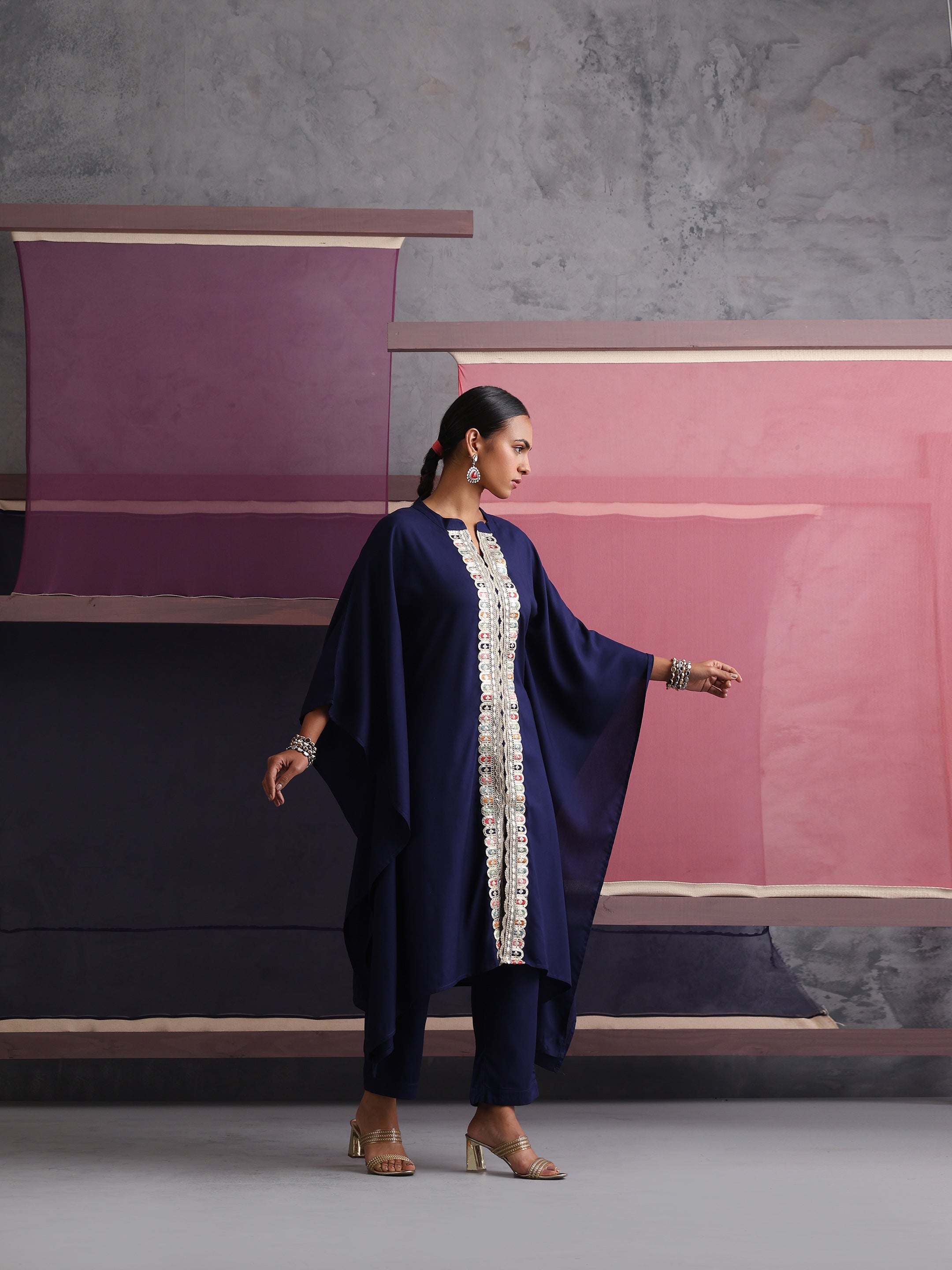 Khushal K Women Mandarin collar Blue Kaftan set