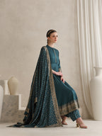 Ethnic Motifs Printed Mandarin Collar A-Line Kurta With Trousers And Dupatta